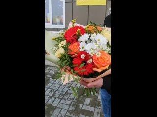 Герберы  это всегда праздник! Это символ солнца, тепла и хорошего..