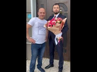 Сегодня устроили фотосессию с букетами. 
Оцените по десятибалльной шкале работы флориста и фотографа
Не..